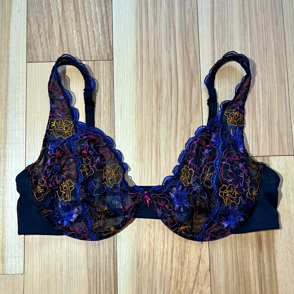 NWOT Free People Intimately Black Embroidered Unlined Balconette Demi Bra 36DD